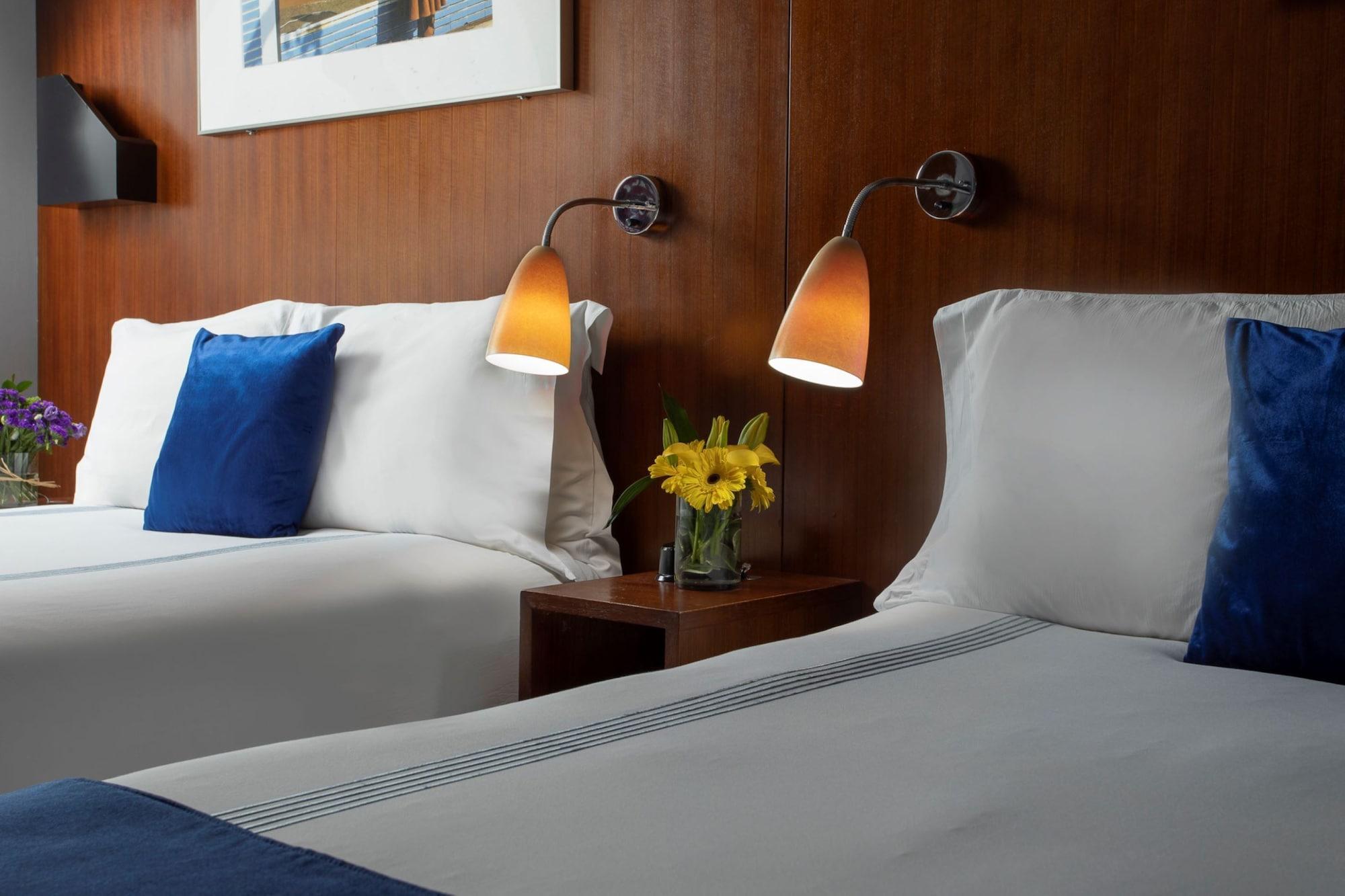 6 Columbus Central Park Hotel Нью-Йорк Экстерьер фото
