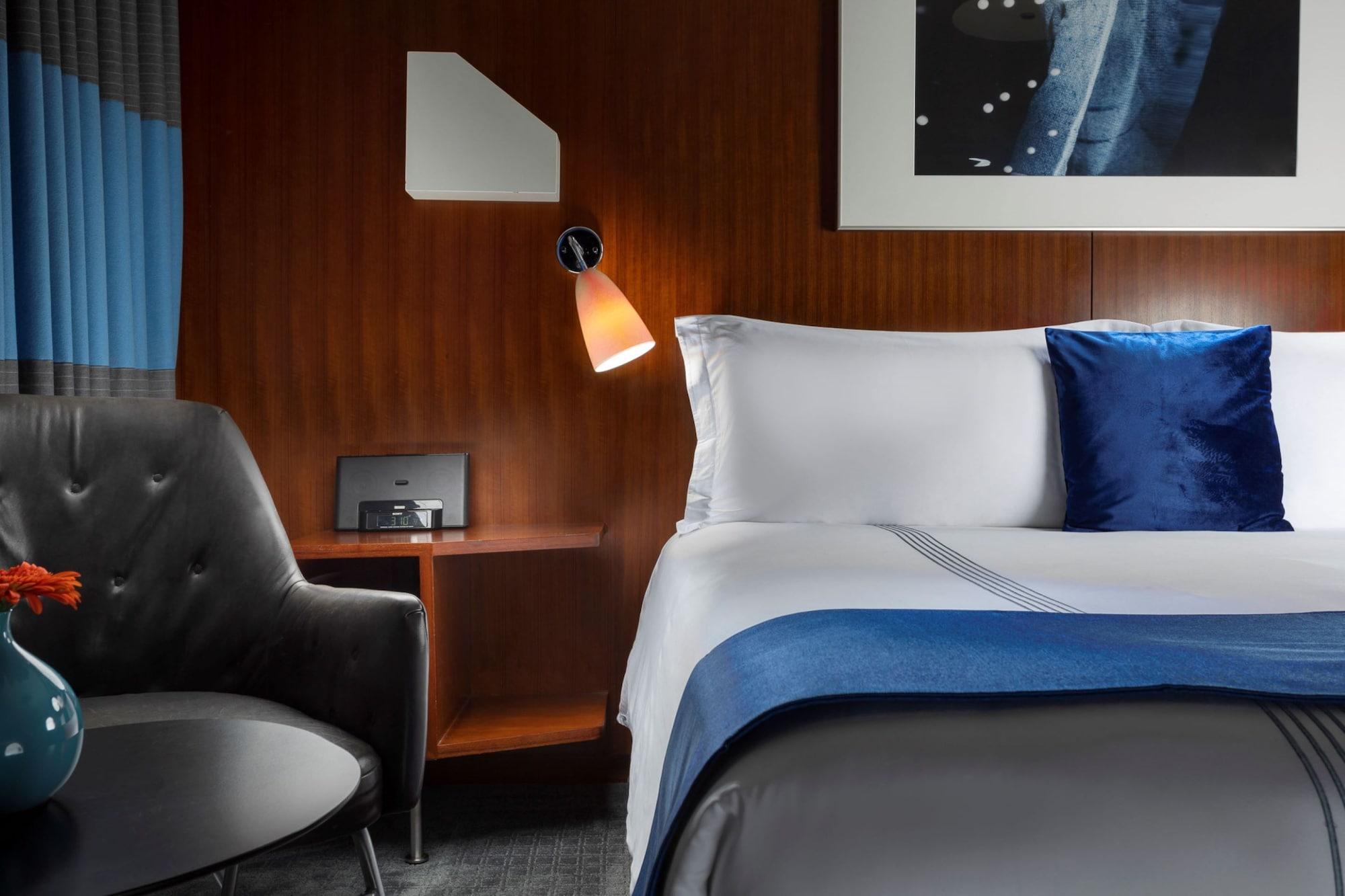 6 Columbus Central Park Hotel Нью-Йорк Экстерьер фото
