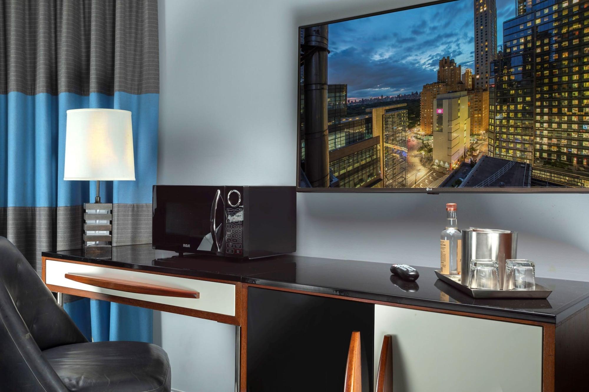6 Columbus Central Park Hotel Нью-Йорк Экстерьер фото