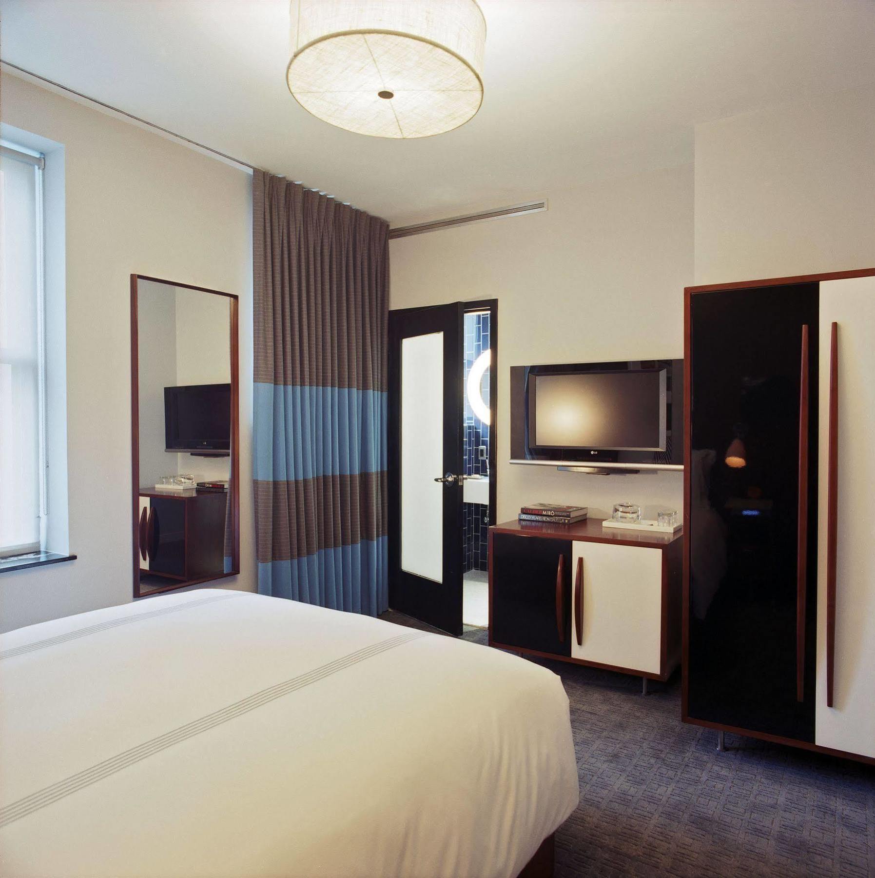 6 Columbus Central Park Hotel Нью-Йорк Экстерьер фото