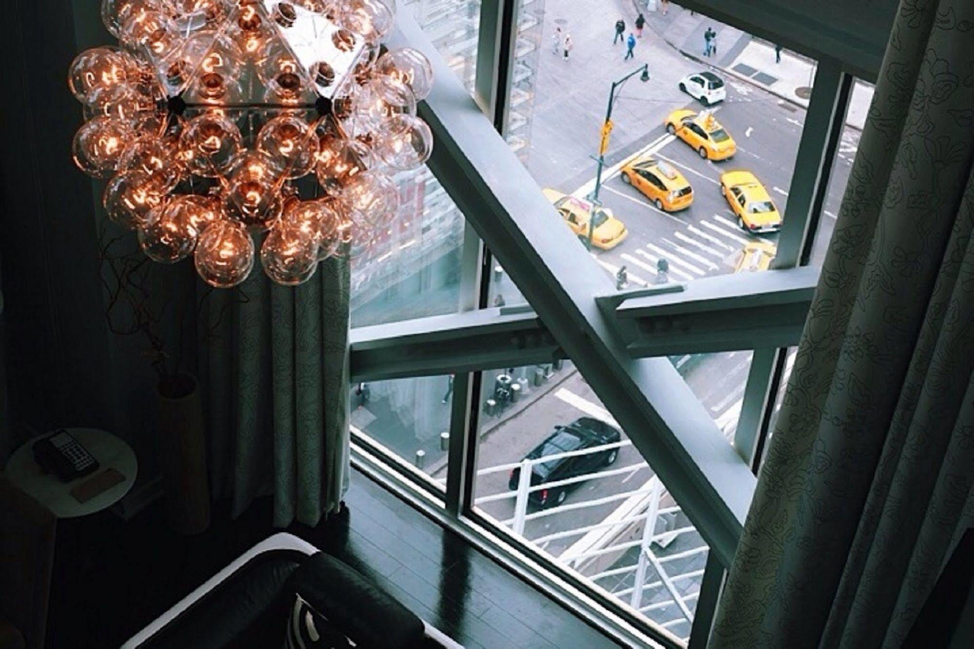 6 Columbus Central Park Hotel Нью-Йорк Экстерьер фото