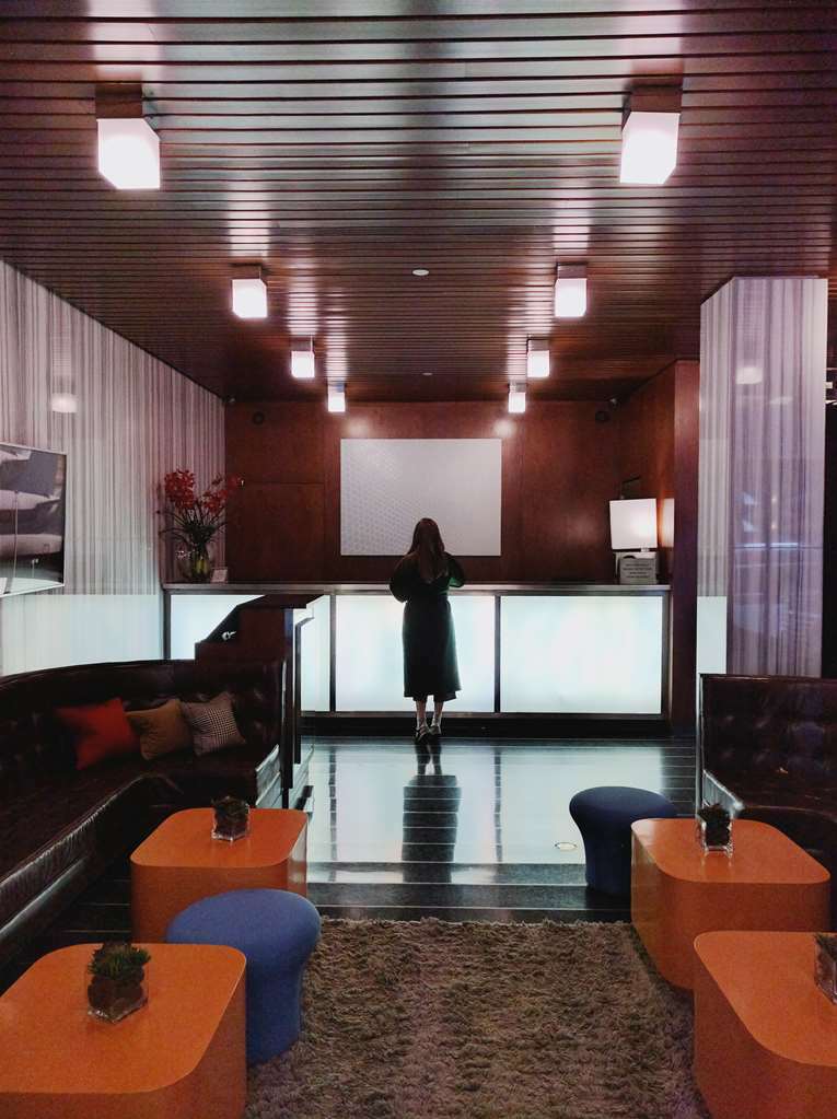 6 Columbus Central Park Hotel Нью-Йорк Интерьер фото